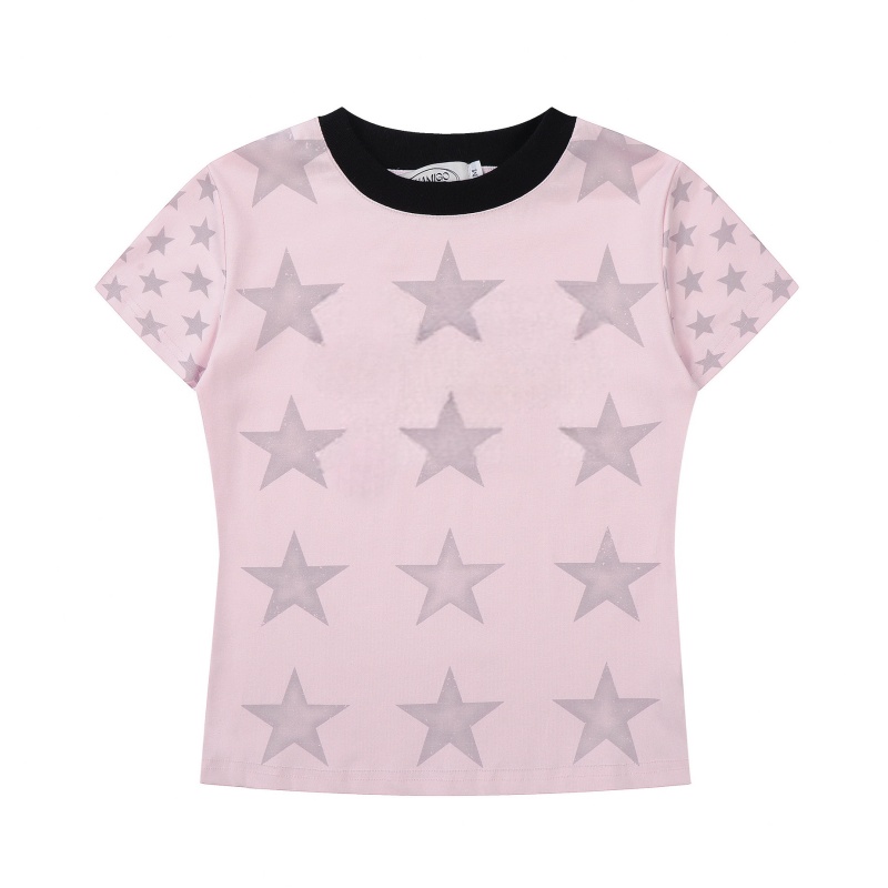 Pink T-Shirt with Vintage Star Graphic and Classic Shoulder Fit